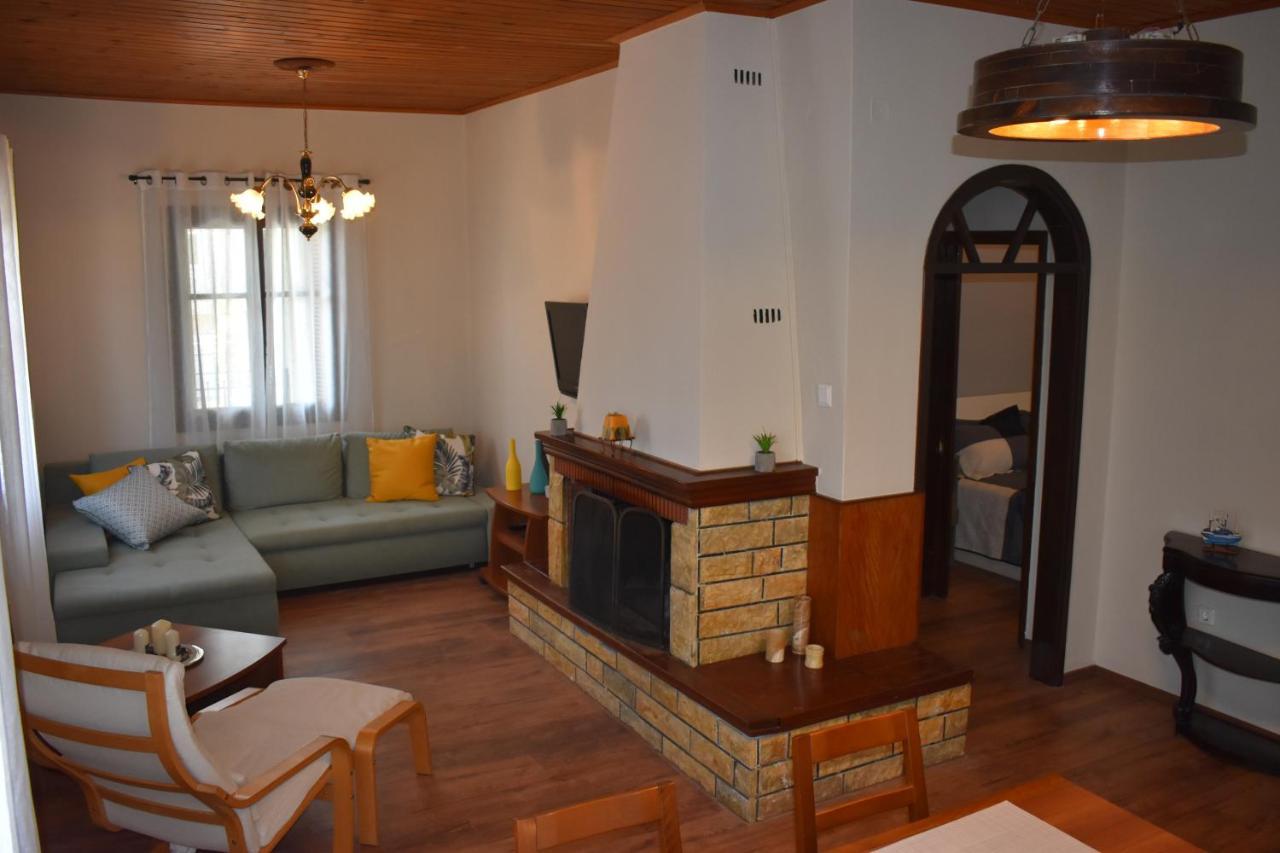 הוילה Néa Ankhíalos Betty'S Garden House מראה חיצוני תמונה